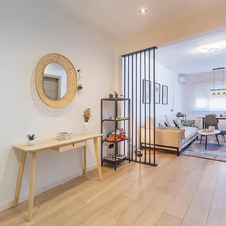 Apartamento Fully Renovated In The Heart Of Fuengirola, 2 Min Walk To The