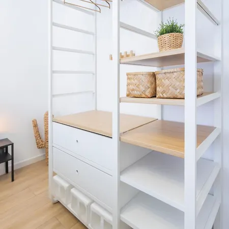 Fully Renovated In The Heart Of Fuengirola, 2 Min Walk To The Apartamento Fuengirola